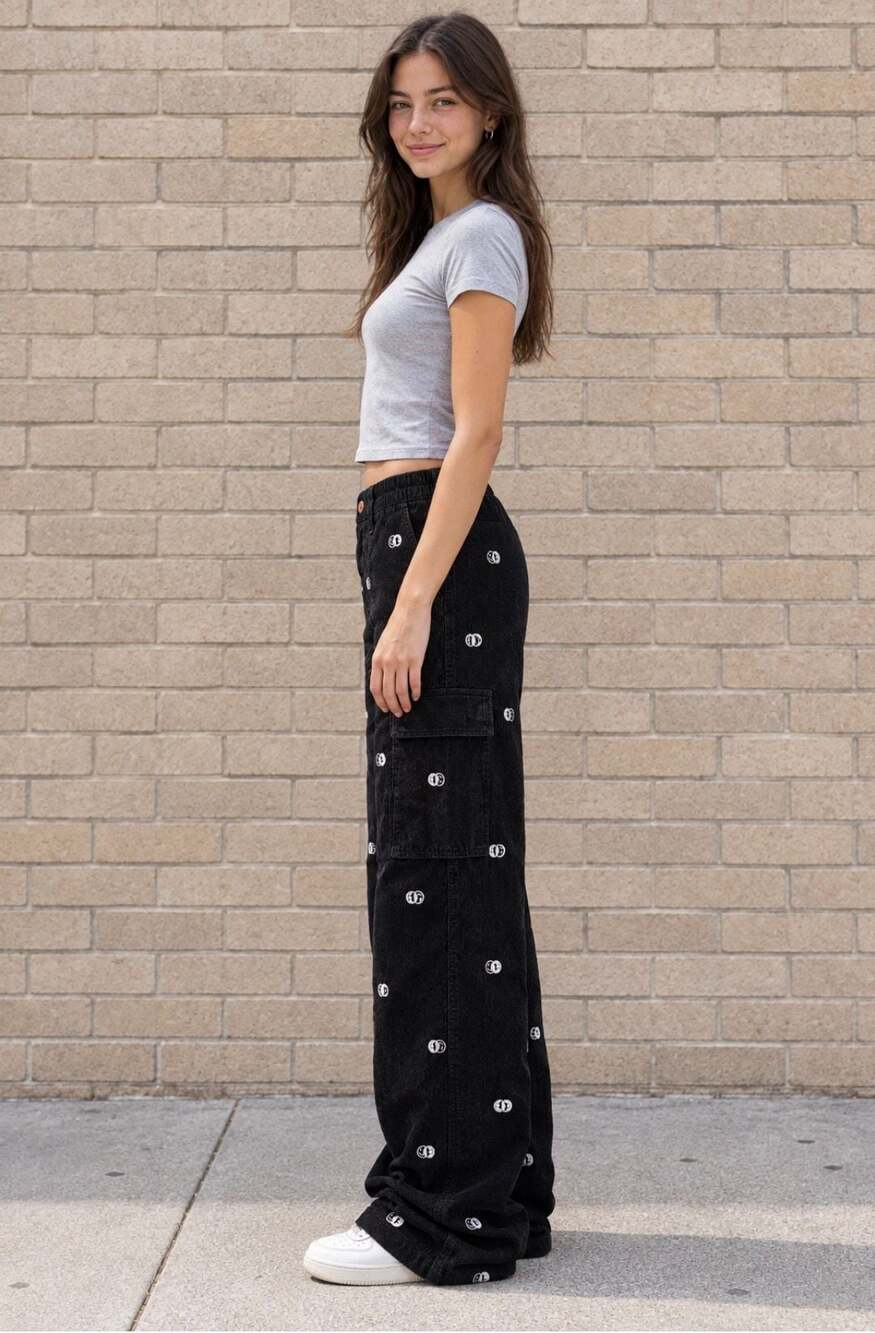 PacSun Smiley Corduroy Low Rise Puddle Cargo Pants RN# 090233.